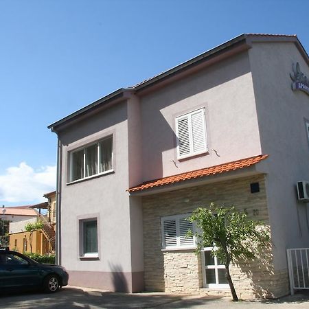 Apartments Irena Krk Krk Town Eksteriør billede